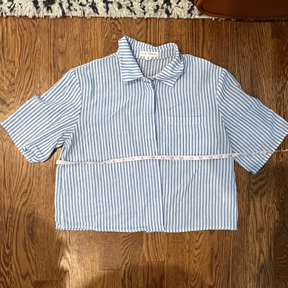 Cropped Button-up - Picture 6 of 7